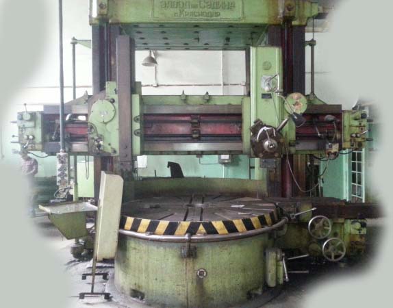 Загальний вигляд токарно-карусельного верстата 1553 1553 токарно-карусельного верстата